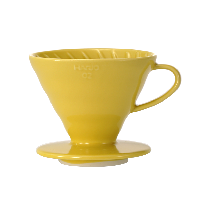Hario V60 Dripper 02 Porzellan Gelb Freisteller - nuruCoffee